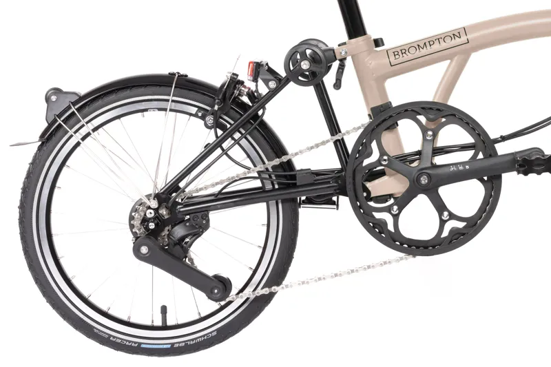 Brompton Electric C Line 4-Speed Folding Bike 2025 in Dune Sand-4
